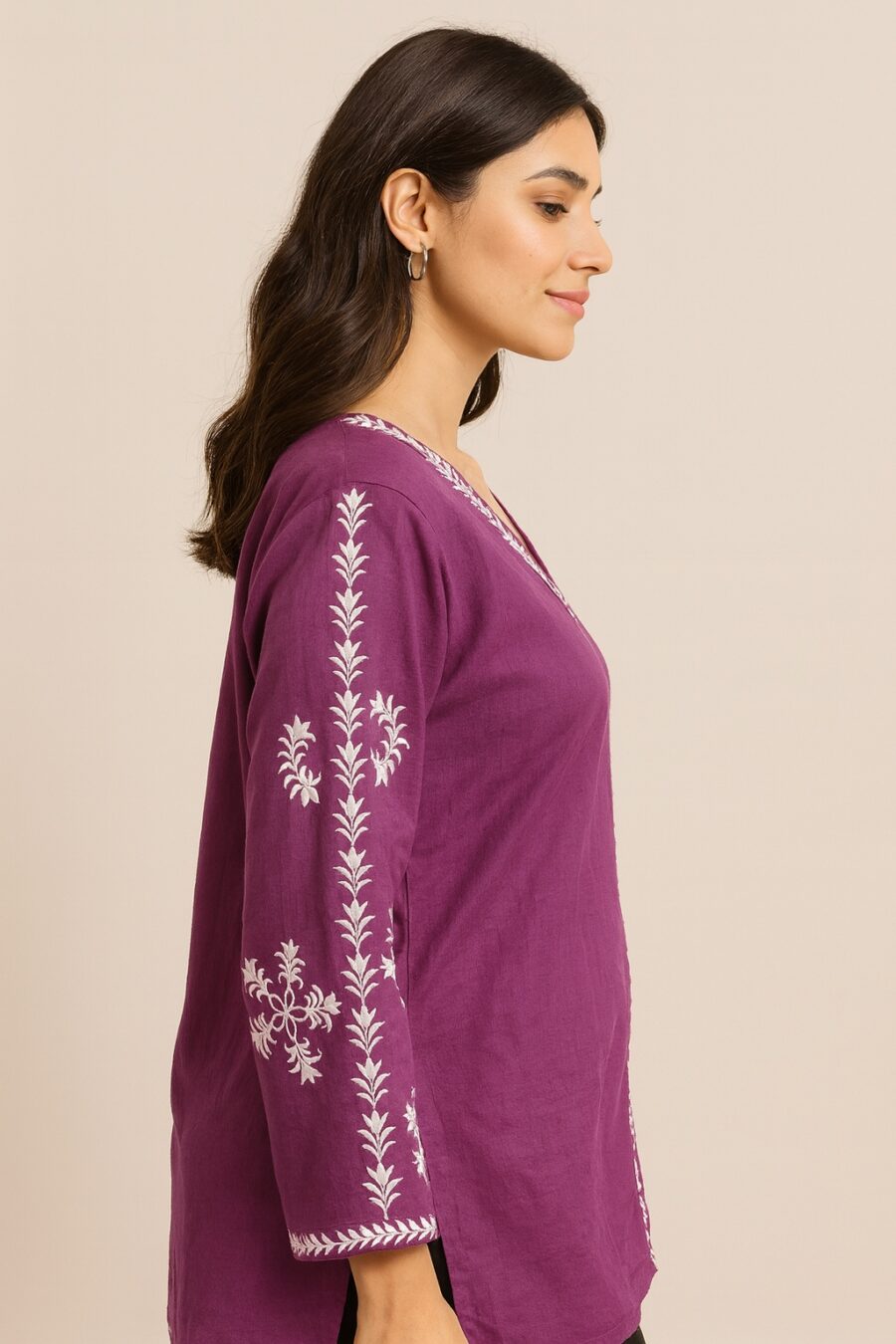 Ethnic Cotton Flex Kurta with Floral Sleeve Embroidery – Trendy Women’s Wear - Image 3